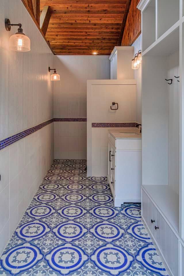 Living Water Custom Pools — gallery image 14